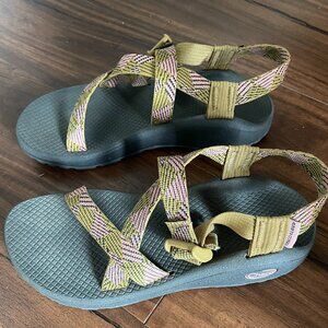 CHACO Women's Size 8 Z/Cloud 2 Adjustable Strap Cushioned Sandal